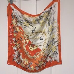 Silk scarf, 22 x 22 Noracora like new condition
